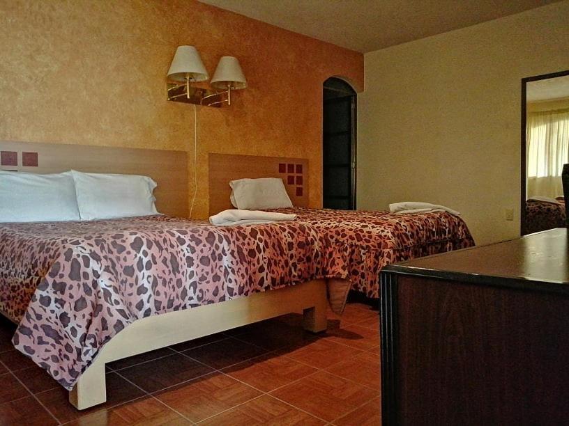 Hotel Real Doxey Tlaxcoapan Luaran gambar